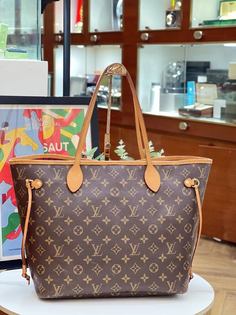 Louis Vuitton Neverfull MM Bag 32*28cm 12384