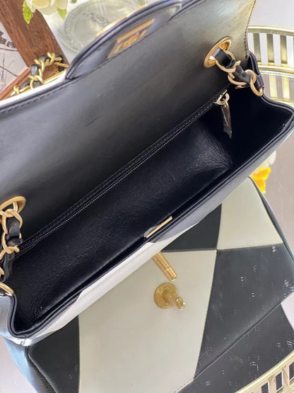 Preloved Chanel CF mini Chip Bag 11016