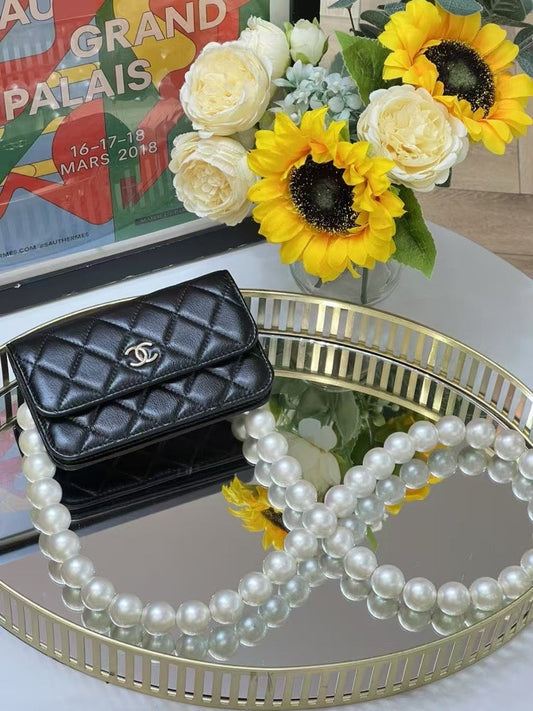 Preloved CHANEL mini woc Pearl 2020 15*10cm 8529