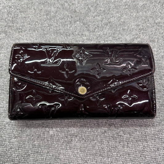Louis Vuitton Vernis Monogram Wallet BVJ in Burgundy - Designer Wallet