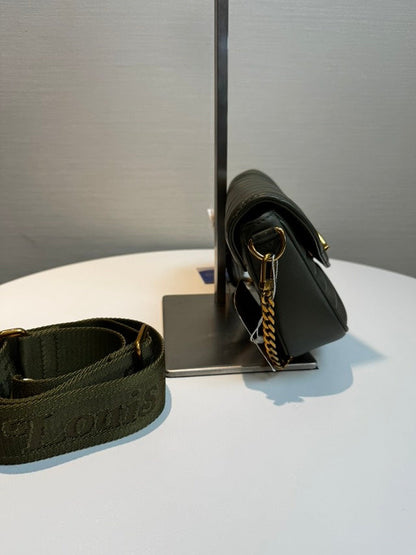 Louis Vuitton New Wave Chain Bag Green Shoulder Bag
