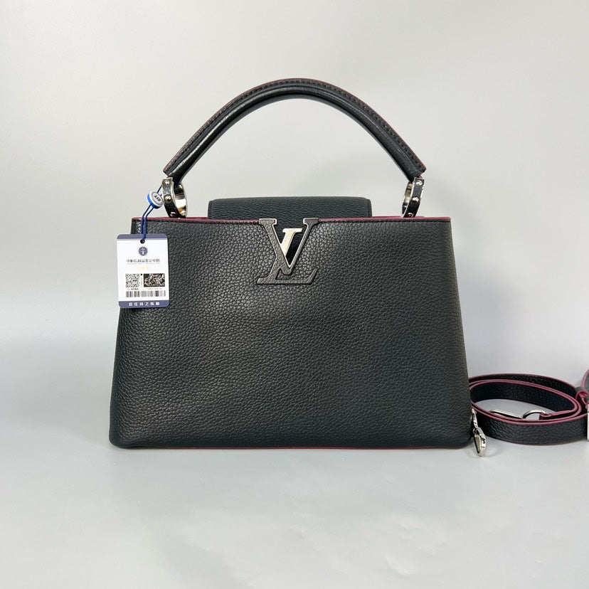 Louis Vuitton Capucines Bag 31.5*20*11cm XJ11610