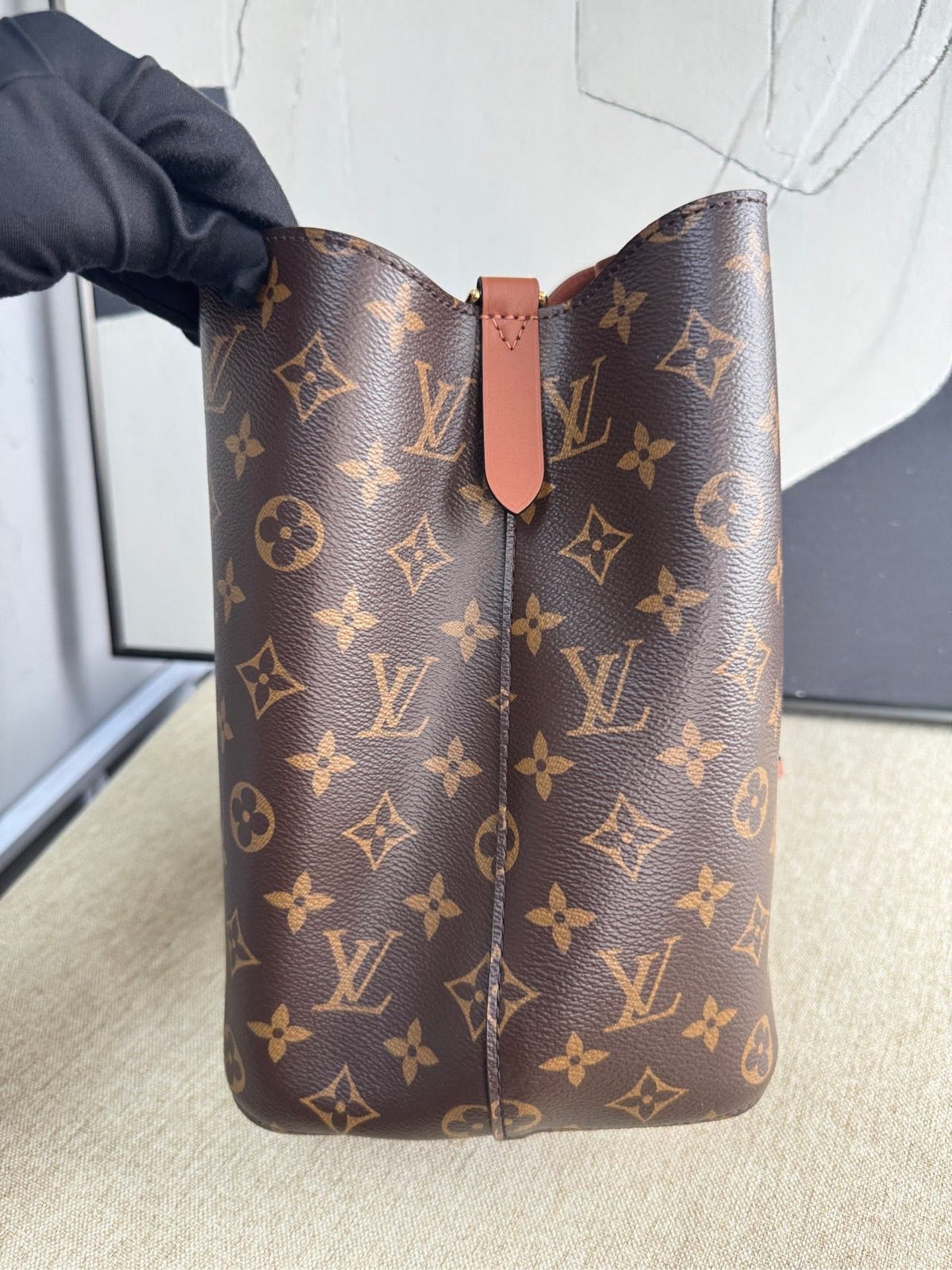 Louis Vuitton bucket bag 13853994