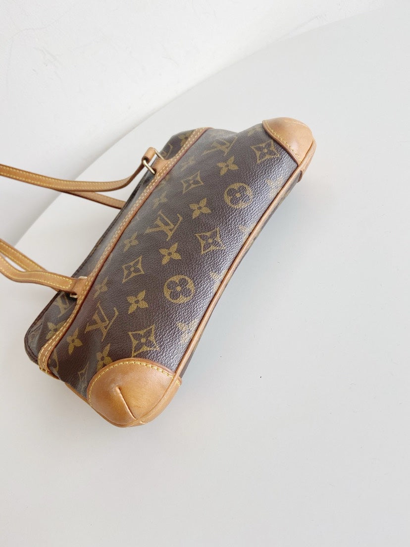 Vintage Louis Vuitton LV Coussin PM 25x16cm