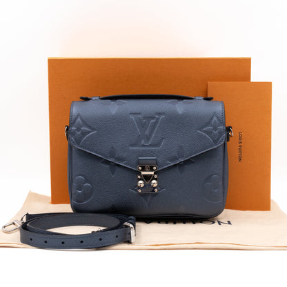 Pochette Metis Giant Empreinte Iridescent Leather