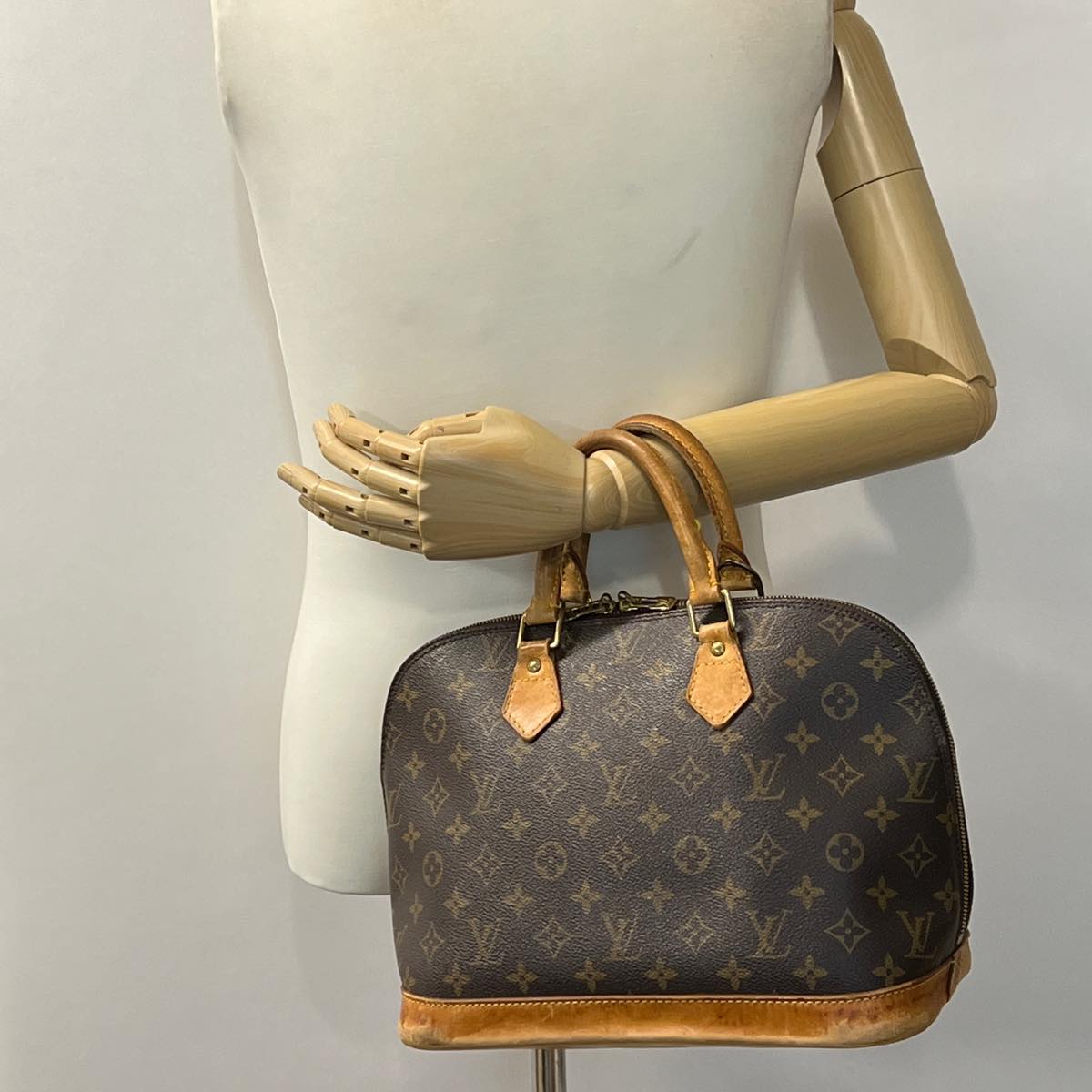 LOUIS VUITTON Monogram Alma Hand Bag M51130 LV rd2810