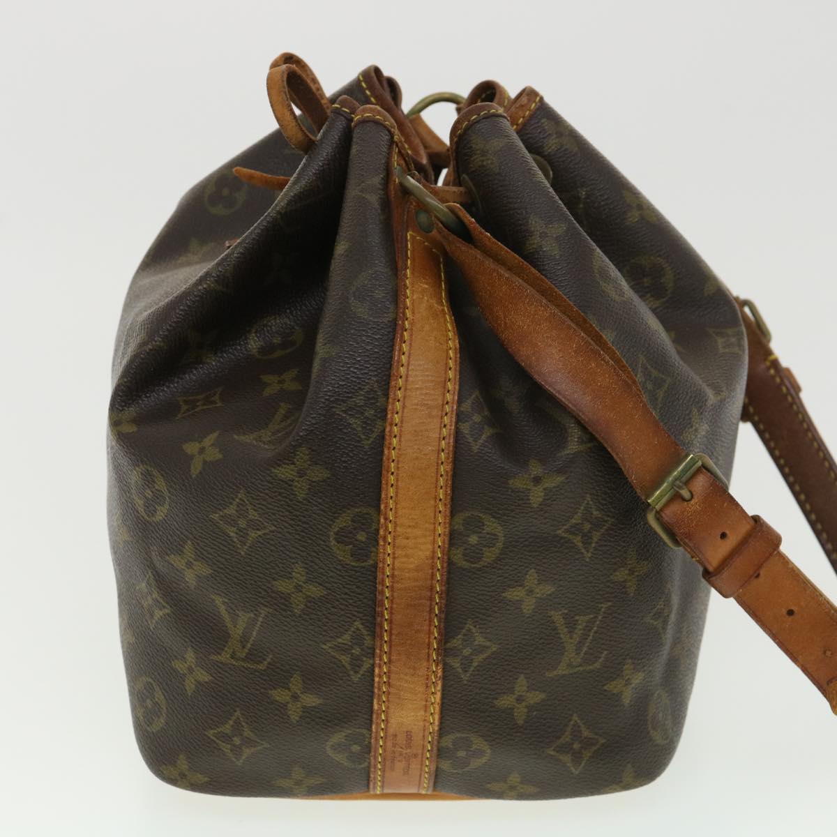 LOUIS VUITTON Monogram Petit Noe Shoulder Bag M42226 LV rd4656