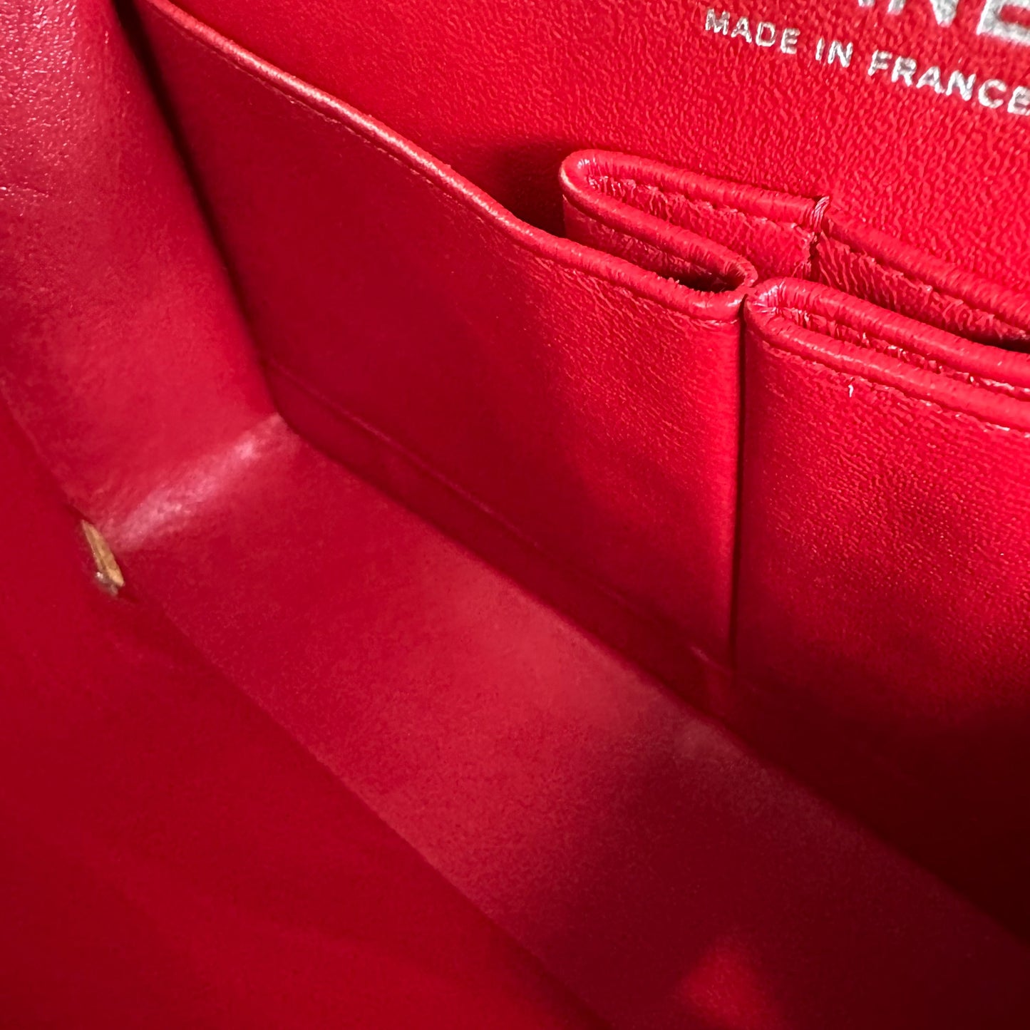 *Receipt* Medium Lambskin Red SHW No 18