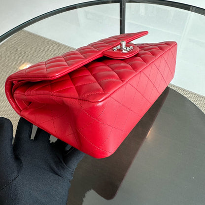 *Receipt* Medium Lambskin Red SHW No 18