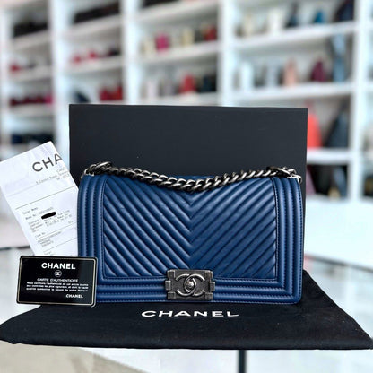 *Receipt, Full Set* Chanel Boy Old Medium 25CM Chevron Lambskin Leboy Dark Blue RSHW No 24