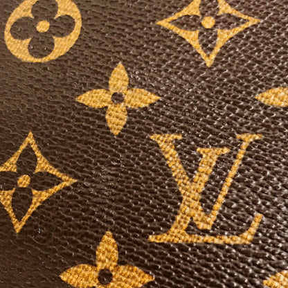 LOUIS VUITTON Tote Bag