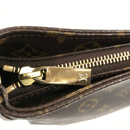 LOUIS VUITTON Shoulder Bag