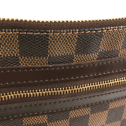 LOUIS VUITTON Shoulder Bag