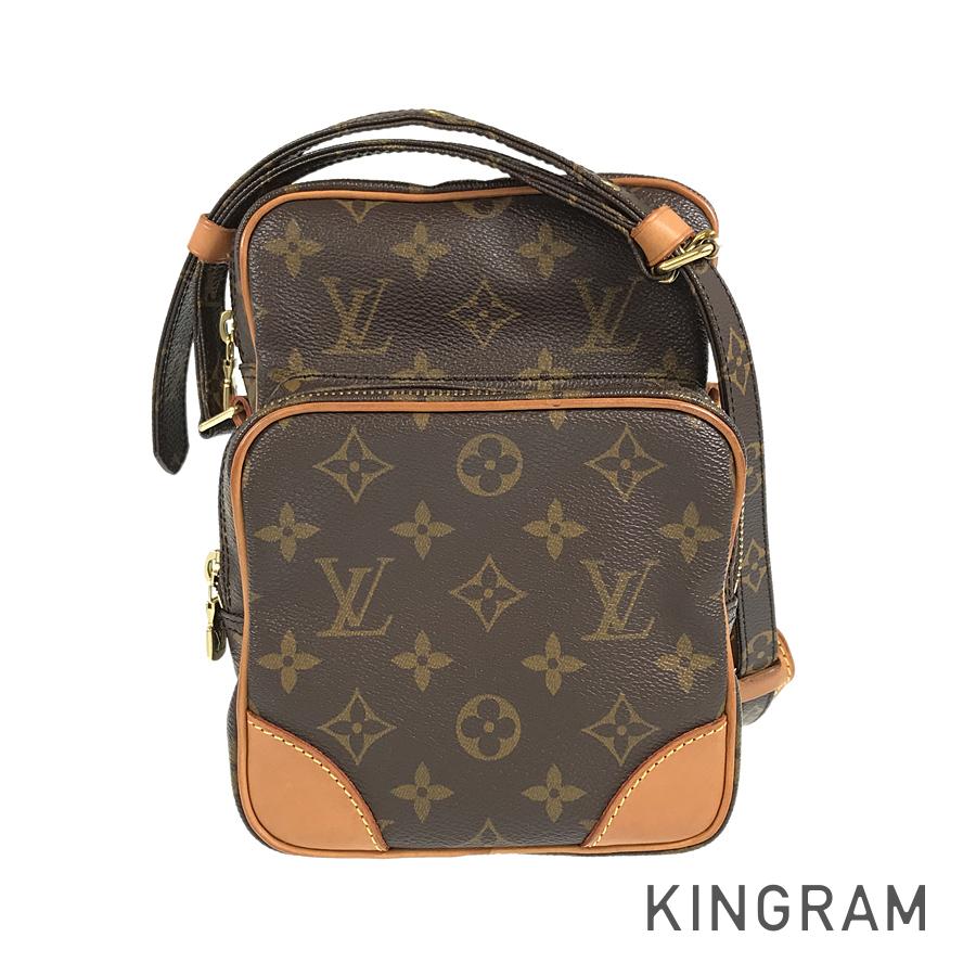 LOUIS VUITTON Shoulder Bag