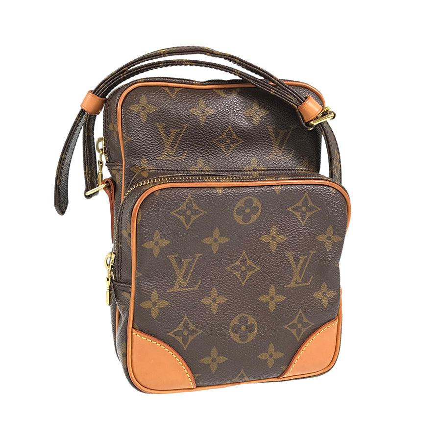 LOUIS VUITTON Shoulder Bag