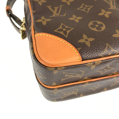 LOUIS VUITTON Shoulder Bag