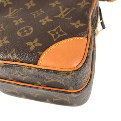 LOUIS VUITTON Shoulder Bag