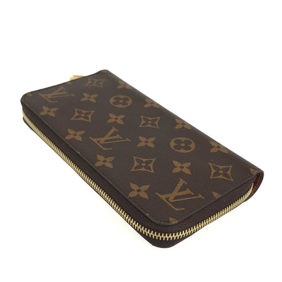 LOUIS VUITTON purse