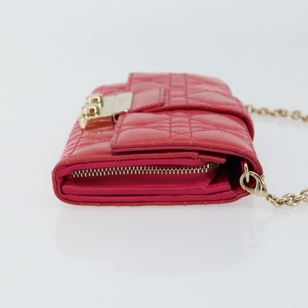 Christian Dior New Lock Pouch Cannage Quilt Patent Pink Patent_Leather Clutche & Pouche Bag ()