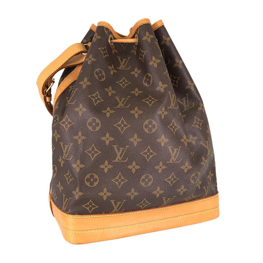 LOUIS VUITTON Shoulder Bag