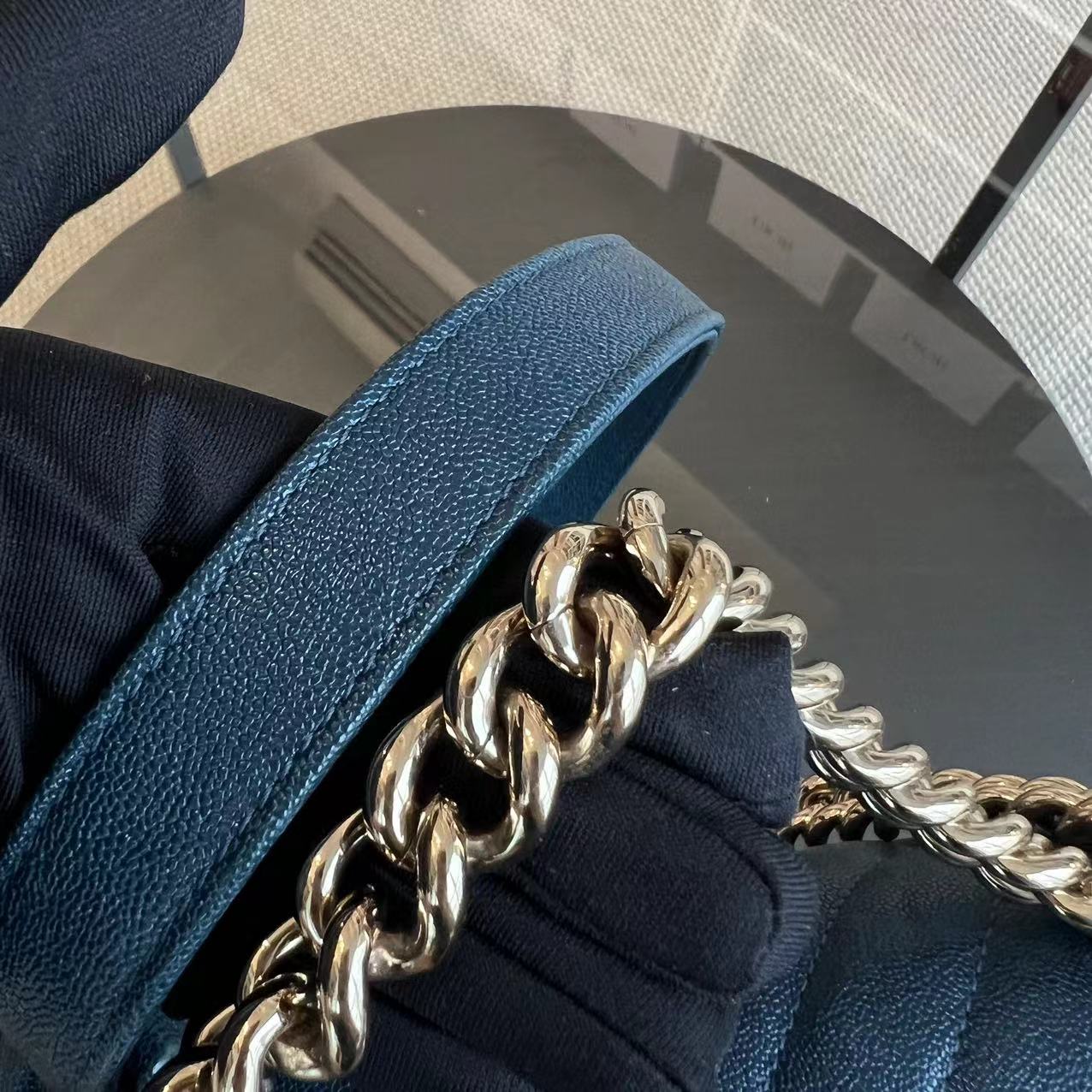 *Series 28, 2019* Caviar Boy Small 20CM Chevron Grained Calfskin Dark Blue Leboy Golden Hardware Series 28