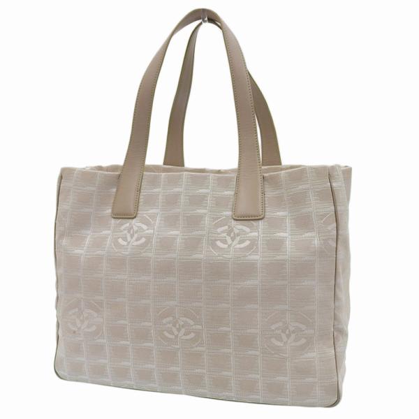 Chanel New Travel Line Tote MM  Canvas Tote Bag A15991/7番台 in Good condition