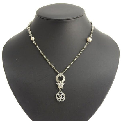 Chanel CC Rhinestone Star Pendant Necklace Metal Necklace in Excellent condition