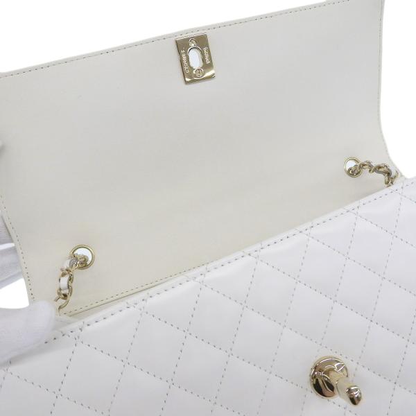 Chanel CC Matelasse Flap Shoulder Bag  Leather Shoulder Bag 15 in Excellent condition