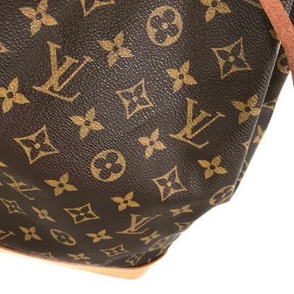 LOUIS VUITTON Shoulder Bag