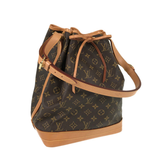 LOUIS VUITTON Shoulder Bag