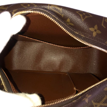 LOUIS VUITTON Shoulder Bag