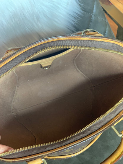Louis Vuitton Monogram Ellipse