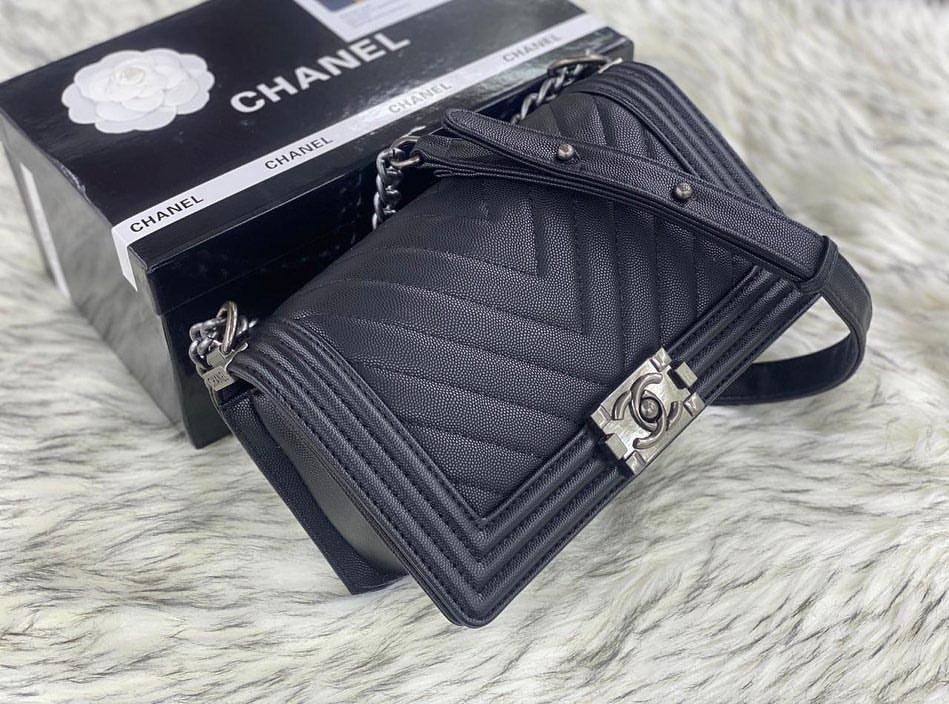 Chanel Boy V Caviar Handbags