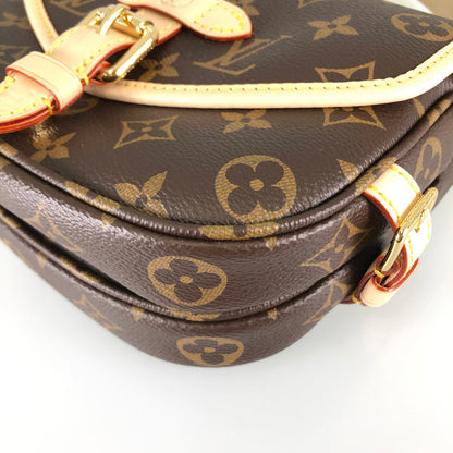 LOUIS VUITTON Shoulder Bag