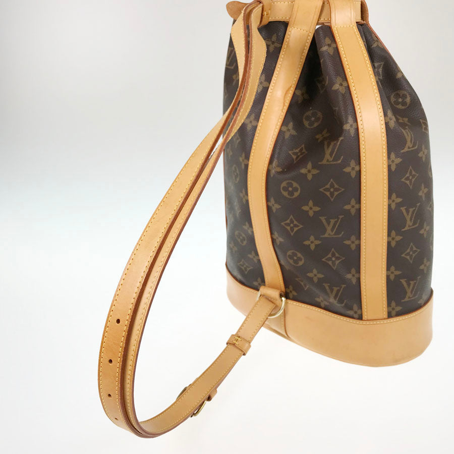 LOUIS VUITTON Shoulder Bag