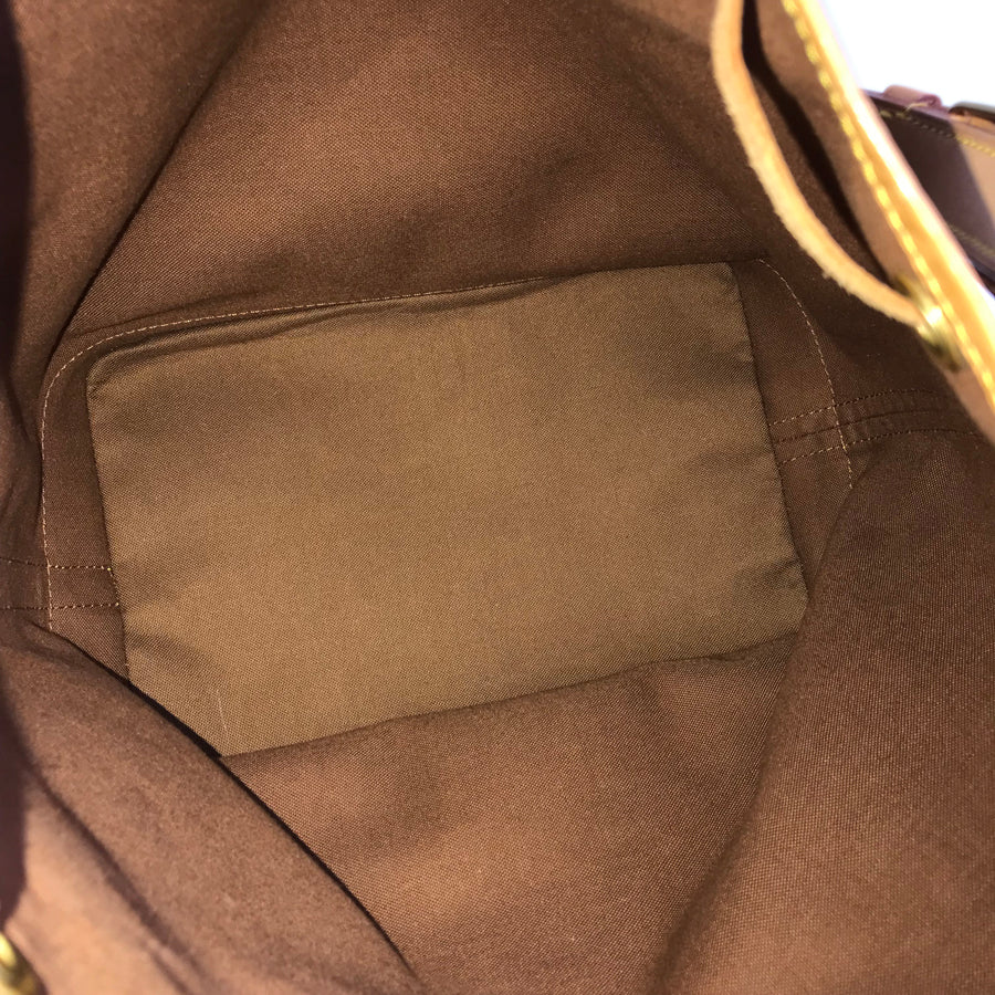 LOUIS VUITTON Shoulder Bag