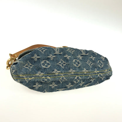 LOUIS VUITTON Shoulder Bag