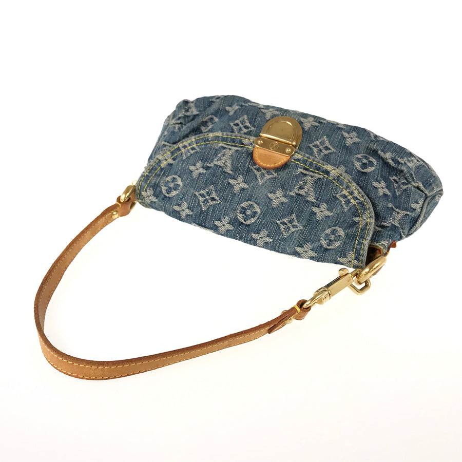 LOUIS VUITTON Shoulder Bag