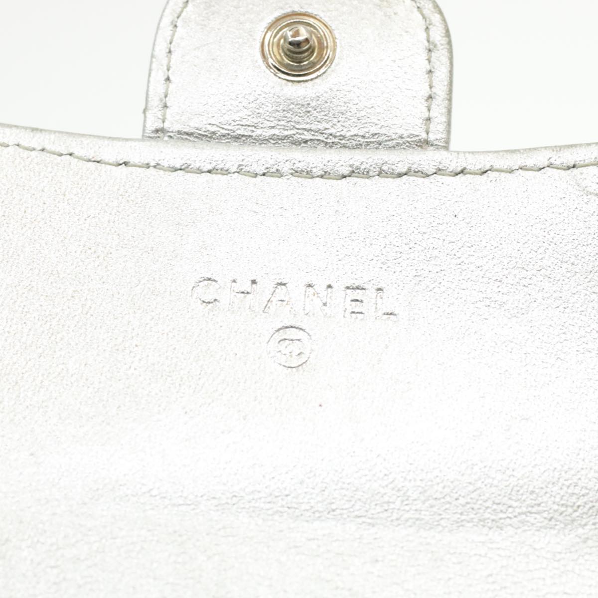 CHANEL Matelasse Bifold Wallet Silver CC Auth cr620