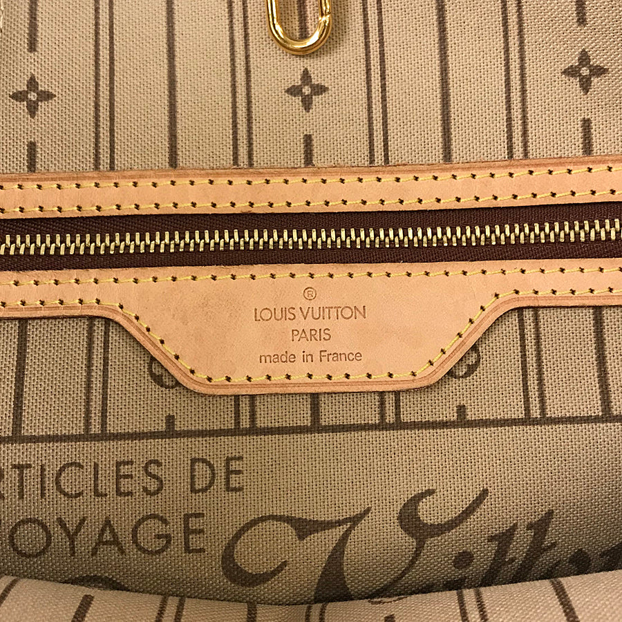 LOUIS VUITTON Tote Bag