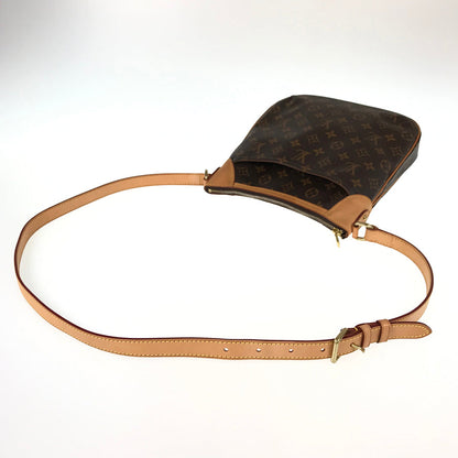 LOUIS VUITTON Shoulder Bag