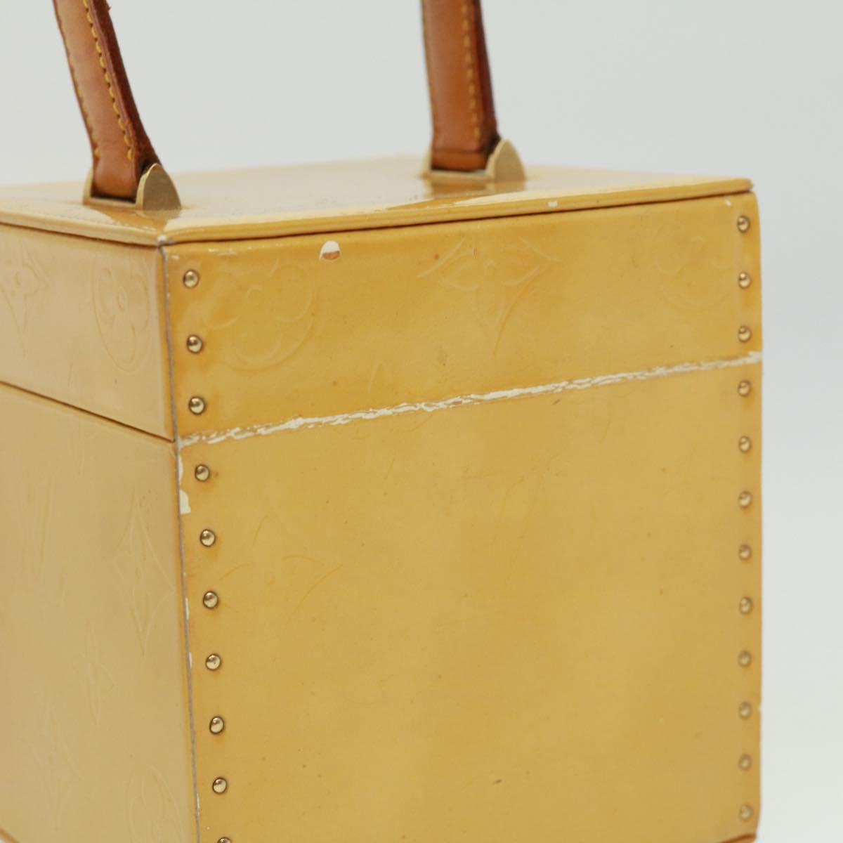 LOUIS VUITTON Monogram Vernis Bleecker Cosmetic Pouch Beige M91002 Auth tp501