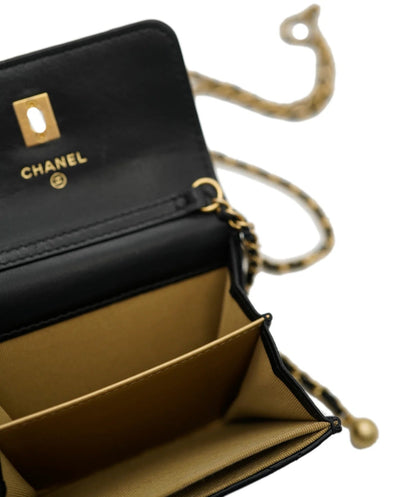 Black Quilted Lambskin Pearl Crush Card Holder On Chain