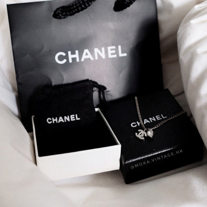 Chanel vintage necklace