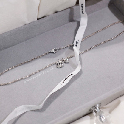 Chanel vintage necklace