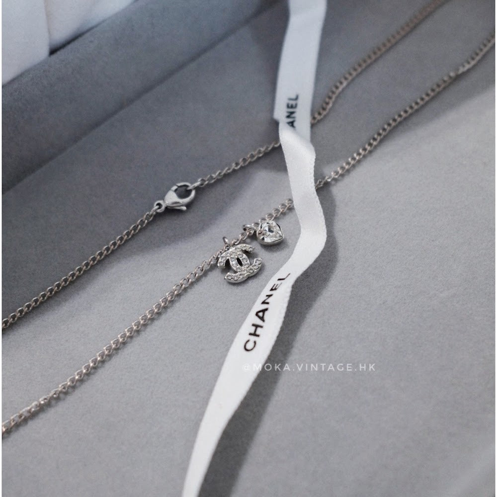 Chanel vintage necklace