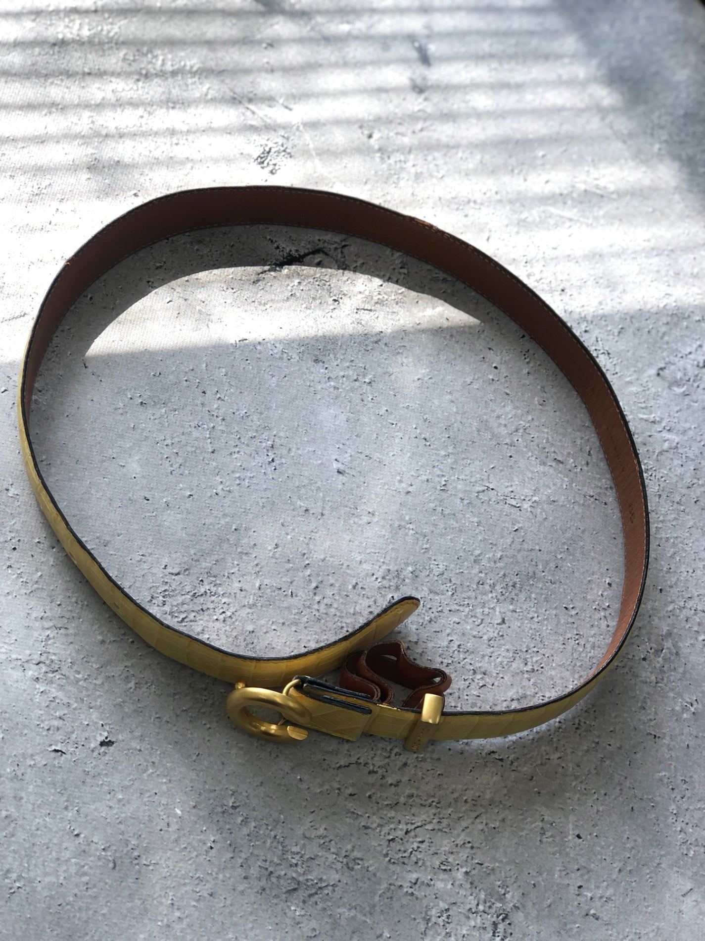 CELINE C Logo Leather Belt Beige Vintage v3ejh6