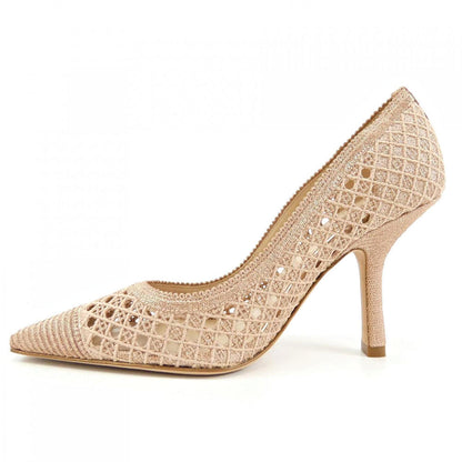 []Pumps