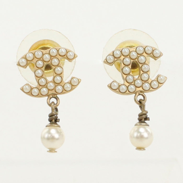 CHANEL Line Pearl Pierce COCO Mark metal gold Women