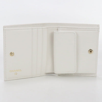 CHANEL Bi-fold wallet Matrasse Compact wallet Flap Wallet Caviar skin white Women